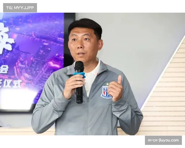 常卫巍教练亚冠战术布置得当 临场指挥获好评